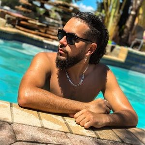 Meet your Posher, Timothy